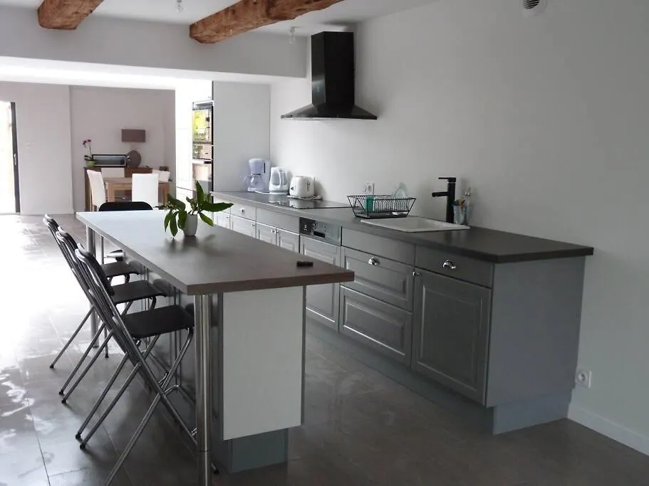 Vakantiehuis Le 107 Grande Maison Acces Direct Et Vue Sur Mer Cherrueix